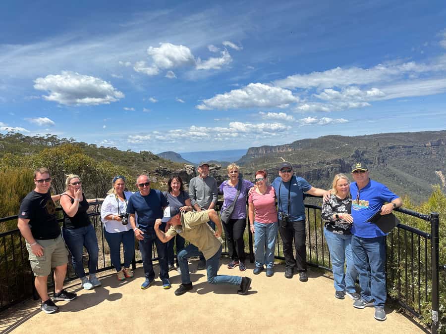 #1 Blue Mountains Tour Scenic World Waterfalls Wildlife Park - The Blue Mountains Scenic Drive and First Lookouts