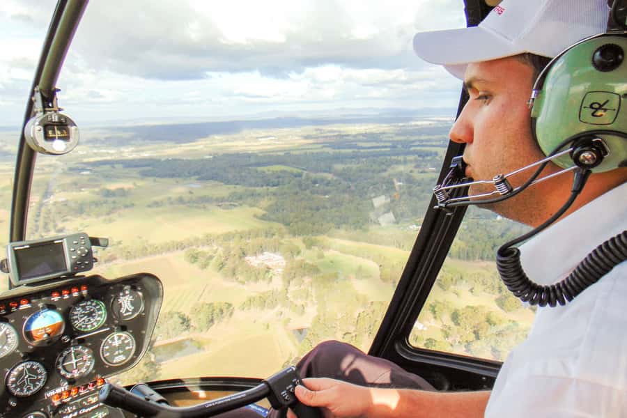 15 Minute Helicopter Scenic Flight Hunter Valley - Safety Briefing and Weather-Smart Decisions