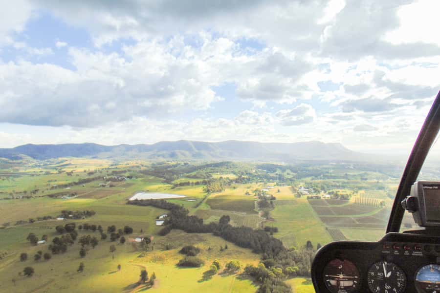 20 Minute Helicopter Scenic Flight Hunter Valley - Beyond the Range: creeks, Cedar Creek, Congewai, and Wollombi Valley
