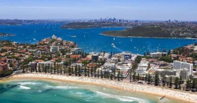 30-minute Private Sydney Harbour Helicopter Tour for 2 - The Flight Route: Coogee to Bondi to Manly, Then the Harbor Icons