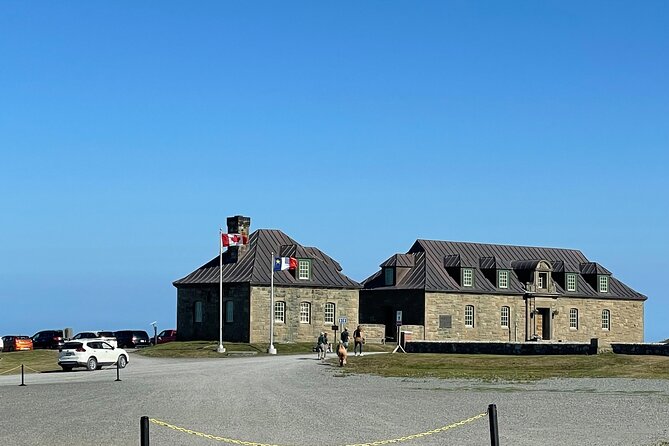 4 Hours Fortress of Louisbourg Tour - Stop 2: Louisbourg Lighthouse—15 Minutes of Real Maritime Perspective