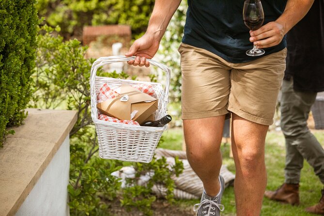 Audrey Wilkinson Vineyard: Picnic with Wine Masterclass Tasting - The wine masterclass: production, history, and tasting notes