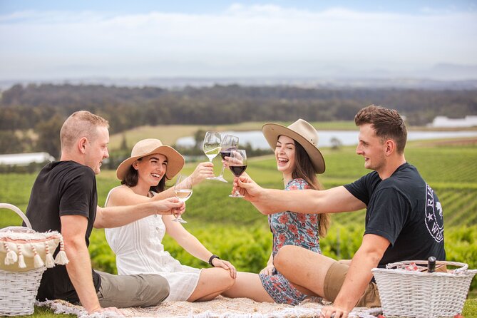 Audrey Wilkinson Vineyard: Picnic with Wine Masterclass Tasting - Mobile ticket, timing, and what to bring