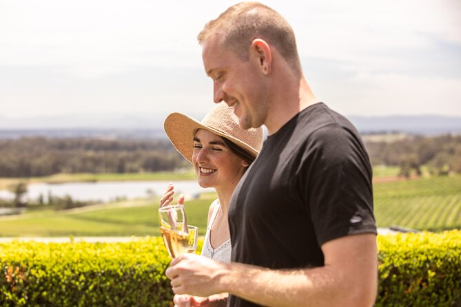 Audrey Wilkinson Vineyard: Sparkling Brunch in the Vines - Your welcome pour and the four-wine pairing plan