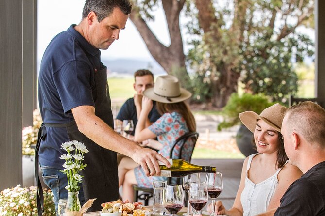 Audrey Wilkinson Vineyard: Sparkling Brunch in the Vines - How the take-home bottle works for couples and friends