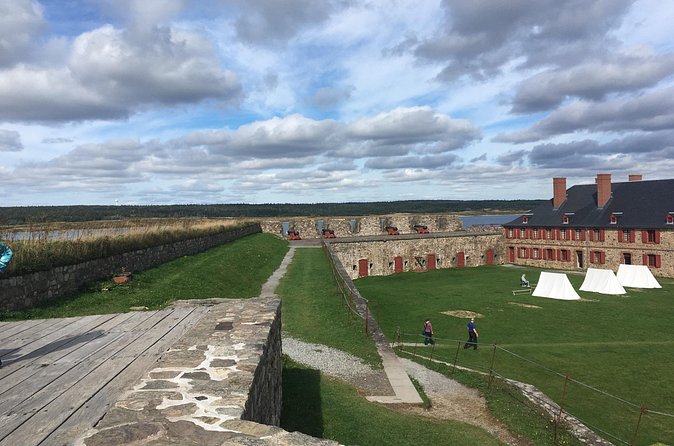 Black Wood Tours: Fortress of Louisbourg Tour - Price and value: what you pay for, what you’ll plan to buy
