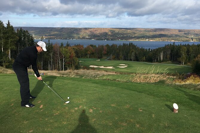 Blackwood Tours: 6 Hour Cabot Trail Tour in Cape Breton, NS - The top-rated golf stop and Ski Cape Smokey: variety without extra time