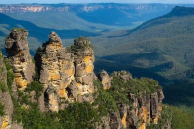 Blue Mountain Tour with Hop on and Hop Off Bus - Starting at Sydney Central Station: The 8:00 AM Reality