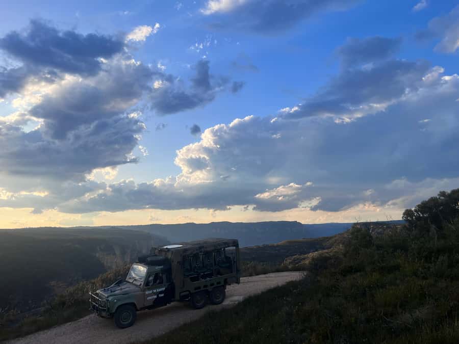 Blue Mountains 3 Hour Army Truck Adventures - Water on board, and the café reality (food isn’t included)