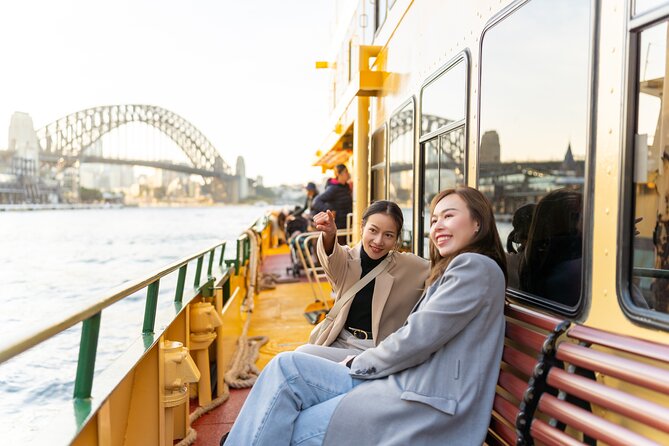 Blue Mountains Adventure w Scenic World, Zoo, Koala Photo & Ferry - The ferry return under the Harbour Bridge: a smart finish