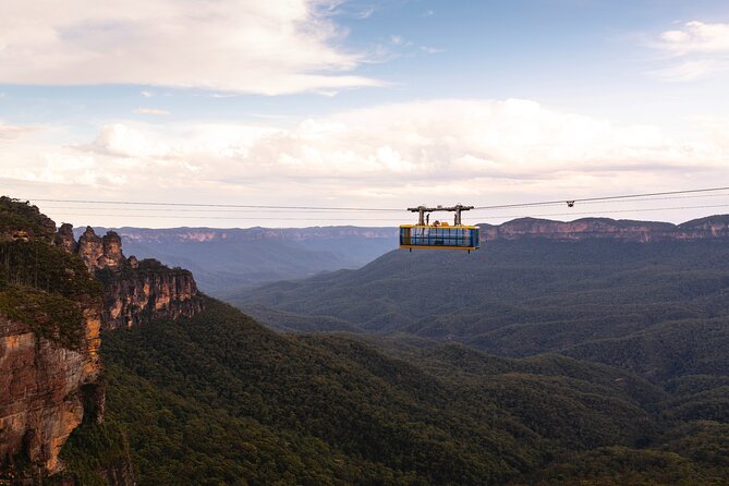 Blue Mountains All-inclusive Tour with Scenic World & Lunch - Scenic World Blue Mountains: cliff walk, rain-forest, and a big attraction