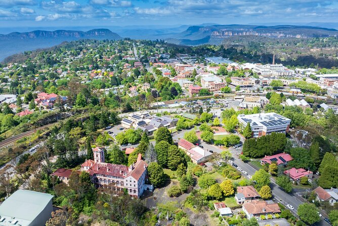 Blue Mountains Day Tour with Wildlife and Scenic World Entry - Return to Sydney via Parramatta Wharf, with an optional river cruise