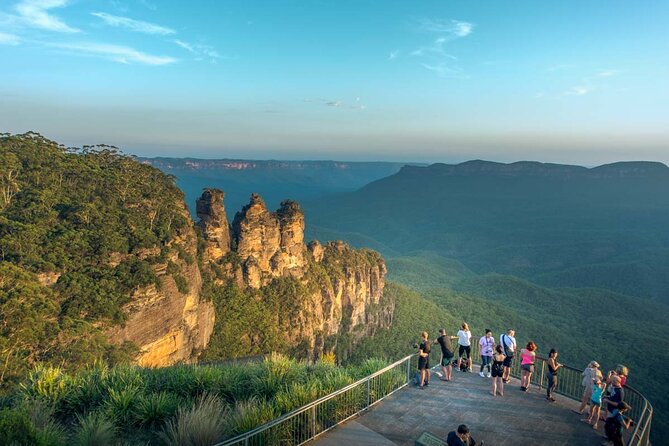 Blue Mountains In a Day:Private Day Trip From Sydney - Lunch in Leura and timing around the day’s big moments