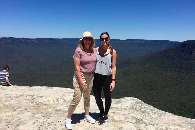 Blue Mountains Private Tour From Sydney, & Featherdale Aussie Animal Park Option - Three Sisters and Lincoln’s Rock: Icon Views With Context