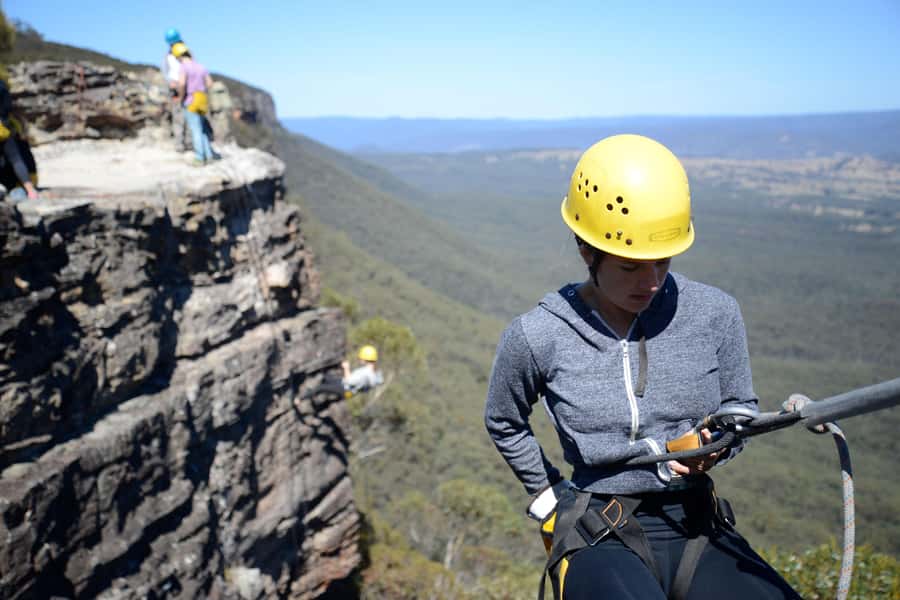 Blue Mountains: Spectacular Half Day Abseiling Adventure - What to Bring (and What Will Get You Turned Around)