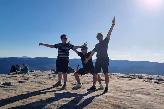 Blue Mountains Sunset Tour | See Kangaroos & Koalas (Private Tour) - Echo Point Lookout: when Three Sisters views start to feel real