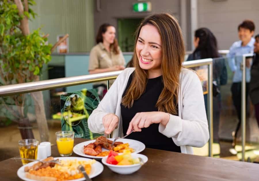 Breakfast with Koalas at WILD LIFE Zoo Darling Harbour - The 7:15–8:30AM Plan: Tea, Registration, and a Keeper-Led Highlights Tour