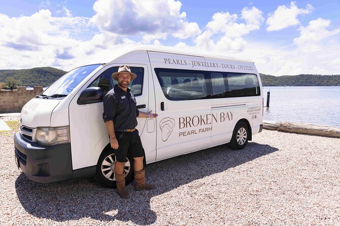 Broken Bay Pearl & Oyster Farm Tours - Pearl-focused time: choosing an Australian pearl experience