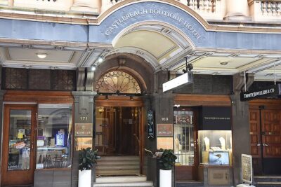 Entrancing Magic and Storytelling at Castlereagh Boutique Hotel - What’s included: sparkling wine and snacks, not a full meal