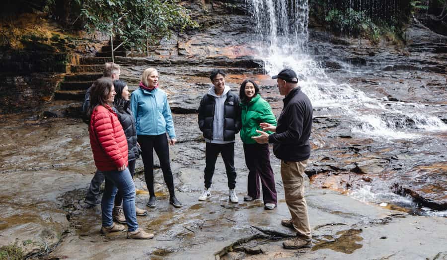 From Sydney: Blue Mountains Bushwalks & Featherdale Tour - Echo Point and the Three Sisters: iconic views with guided context