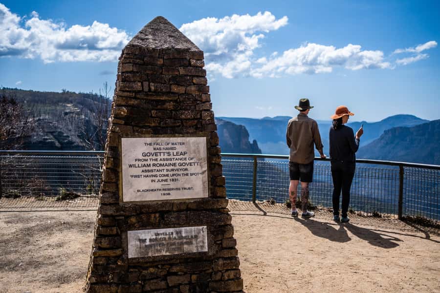 From Sydney: Blue Mountains, Sydney Zoo & Walking Tour - Katoomba Falls and Scenic World: boardwalks, cliff walks, and ride options