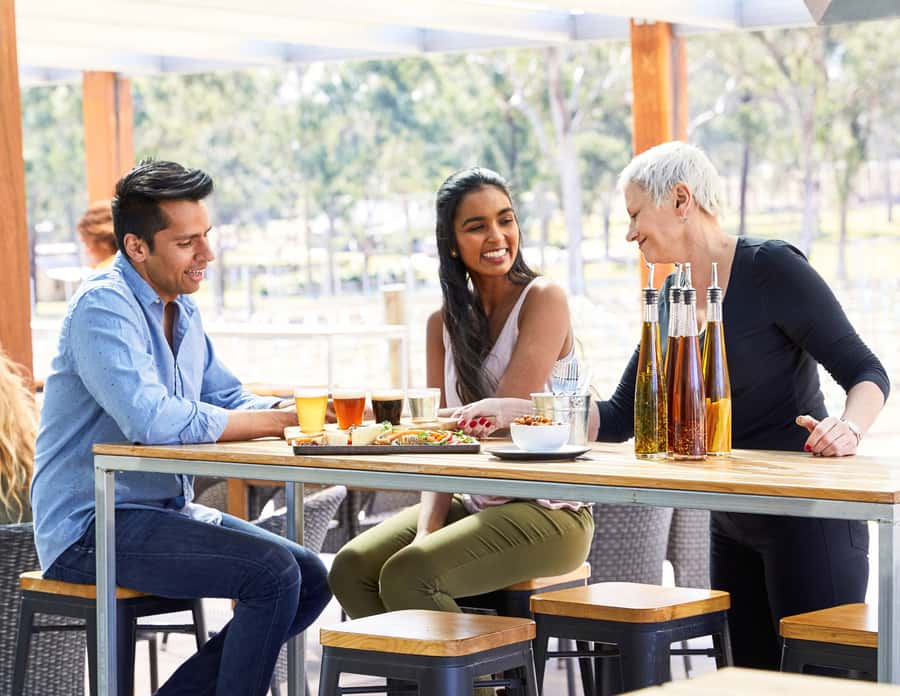 From Sydney: Hunter Valley Wine, Gin & Food Tastings Tour - Lunch with wine or beer: where the day levels up