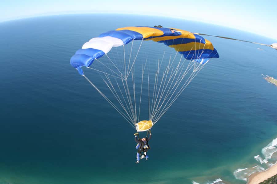 From Sydney: Tandem Skydive Experience over Beach - Tandem skydive over NSW coastline: altitude, freefall, and beach landing