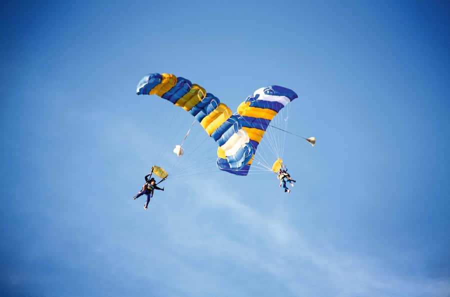 From Sydney: Tandem Skydive Experience over Beach - Freefall up to 60 seconds, then canopy to sand