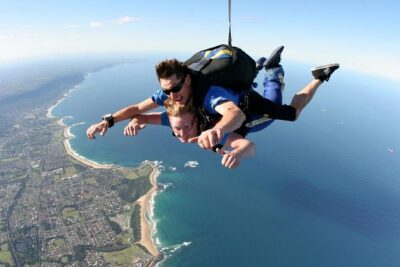 From Sydney: Tandem Skydive Experience over Wollongong Beach - Sydney Pickup vs Driving to the Drop Zone