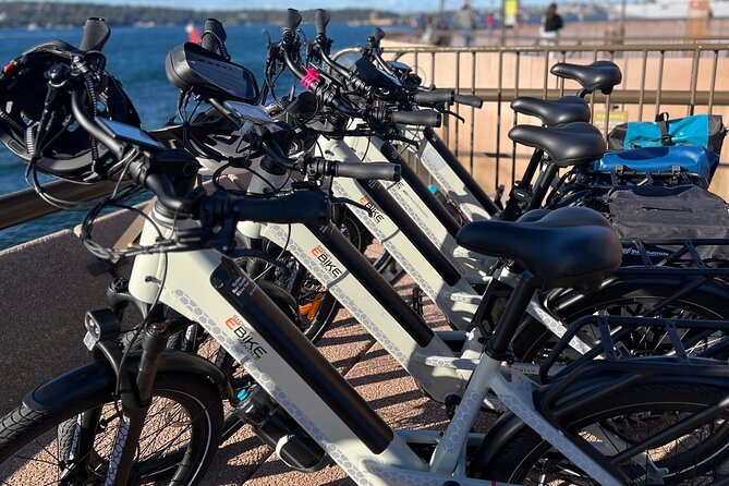 Guided Electric Bike Tour of Sydney with Bluetooth helmets - The small-group rhythm: how your ride stays smooth with max 8 people