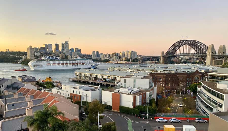 Half Day Small Group : The Story of Sydney Tour - From The Rocks vibe to Mrs. Macquarie’s Point views