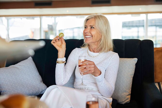 High Tea Cruise on Sydney Harbour - Food Service, Tea Choices, and Extra Drinks Onboard