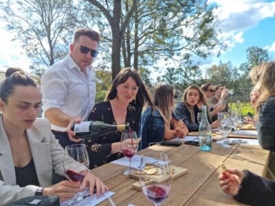 Hunter Valley: Wine, Gin, Cheese and Chocolate Tour - Stop 1: A Vineyard Welcome That Sets Your Tasting Lens