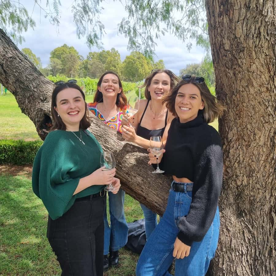 Hunter Valley: Wine, Gin, Cheese and Chocolate Tour - Stop 4: Wine and Cheese, Plus Chocolate Pairing
