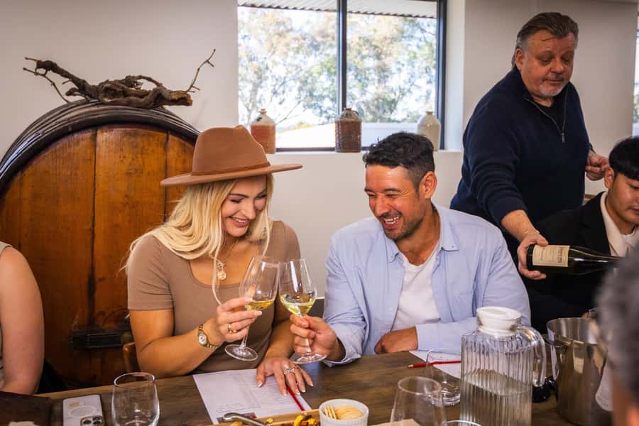 Hunter Valley: Wine Tour with 2-Course Lunch, Choc & Cheese - Mount Pleasant Wines: Pinot Noir With Vineyard Views
