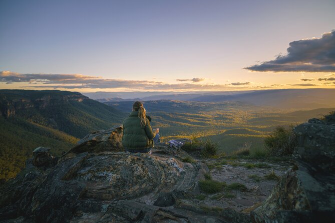 Intimate Blue Mountains Wild Kangaroos & Sunset for Nature Lovers - Should you book this Craig-led Blue Mountains wild kangaroos and sunset day?