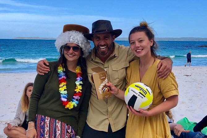 Jervis Bay Tour with Dolphins, Kangaroos & World's Whitest Beach - Long-day reality: comfort, timing, and what to pack