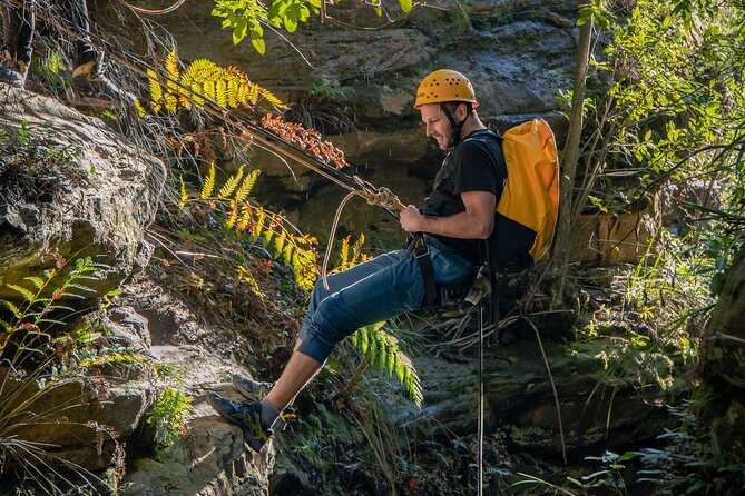 Juggler Canyon and Abseiling Adventure Blue Mountains - Lunch at Midday: Fueling Up So You Don’t Pay for It Later