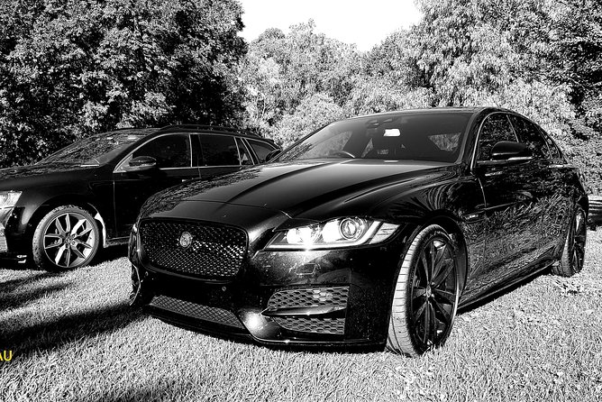 Limoroo, Airport Transfers and Luxe Door to Door Service. - Price for Up to Four: When $161.38 Per Group Makes Sense