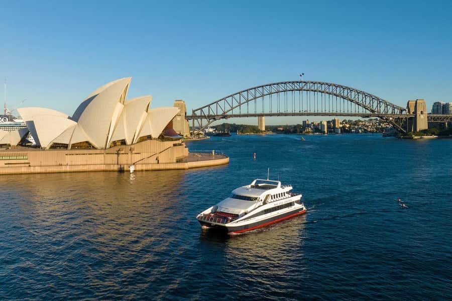 Luxury Catamaran Lunch Cruise with Deluxe Buffet - Why this cruise works so well