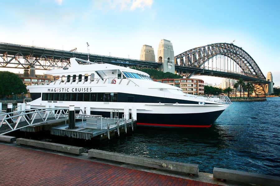 Luxury Catamaran Lunch Cruise with Deluxe Buffet - The deluxe buffet: what’s actually on the menu and how to choose