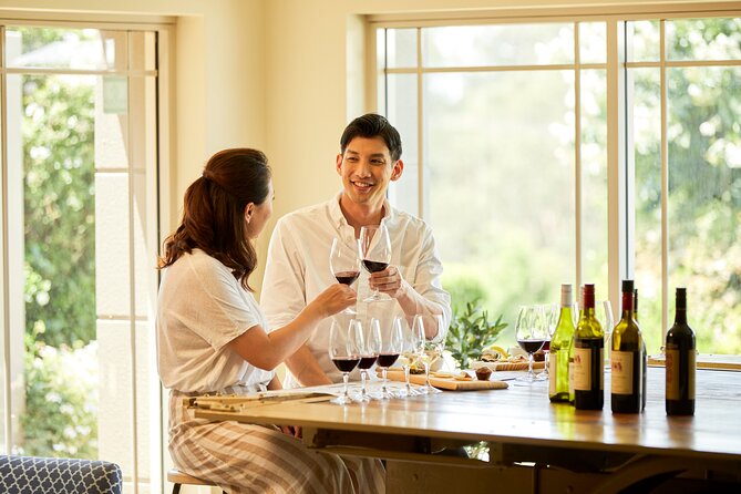 Luxury Hunter Valley Tour: 3 Tastings, Gin, Lunch & Chocolatier - Chocolatier Stop and Optional Gin: The Extras That Make the Day Feel Complete