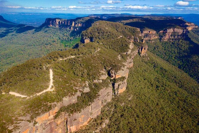 Luxury Small Group of 5 Blue Mountains Escape Tour - Leura and Cahill’s Lookout: charming town and a wide western view