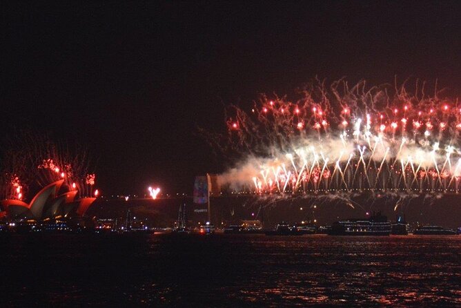 Luxury Sydney Harbor New Years Eve Fireworks Dinner Cruise 2026-7 - Sydney Sundancer Fireworks Viewing: A Reserved Seat for the Main Event