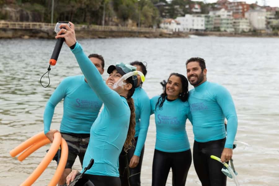 Manly Beach Guided Snorkeling Tours - Marine Parade to Shelly Beach: how the hour is staged