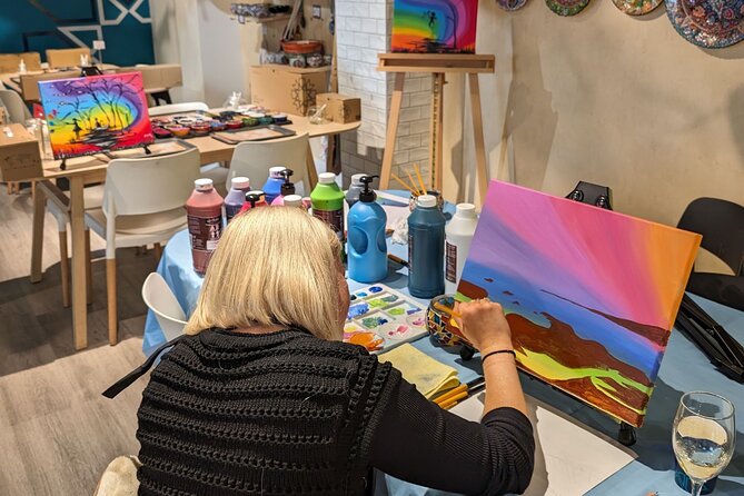 Paint and Sip Classes Sydney: Acrylic Art, Canvas & Wine - The 2-hour flow: what happens from start to finish
