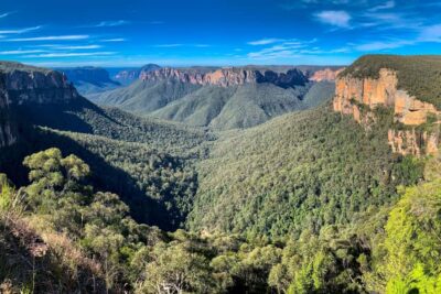 Personalised Blue Mountains Tour: Luxury Vehicles & Insights - Wentworth Falls: a cold-water dip and choice of walks