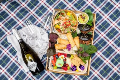Picnic in the Royal Botanic Gardens for 2 - Wine + Southeast Asian flavors: the pairing logic