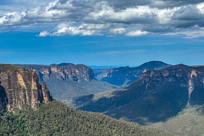 Private Blue Mountains Escape The Crowds Mercedes Tour - Scenic World and Govetts Leap: optional views when timing allows