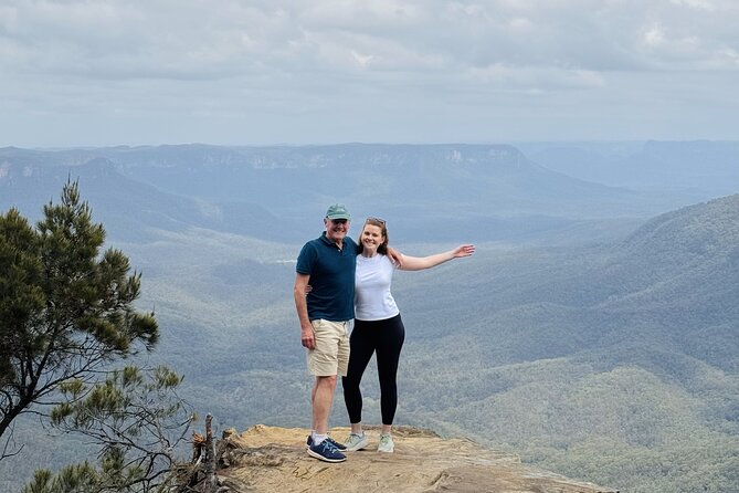PRIVATE Blue Mountains Scenic World Wentworth Falls & Cruise Tour - Katoomba Falls and Katoomba Town: Waterfall Layering Plus a Real Break